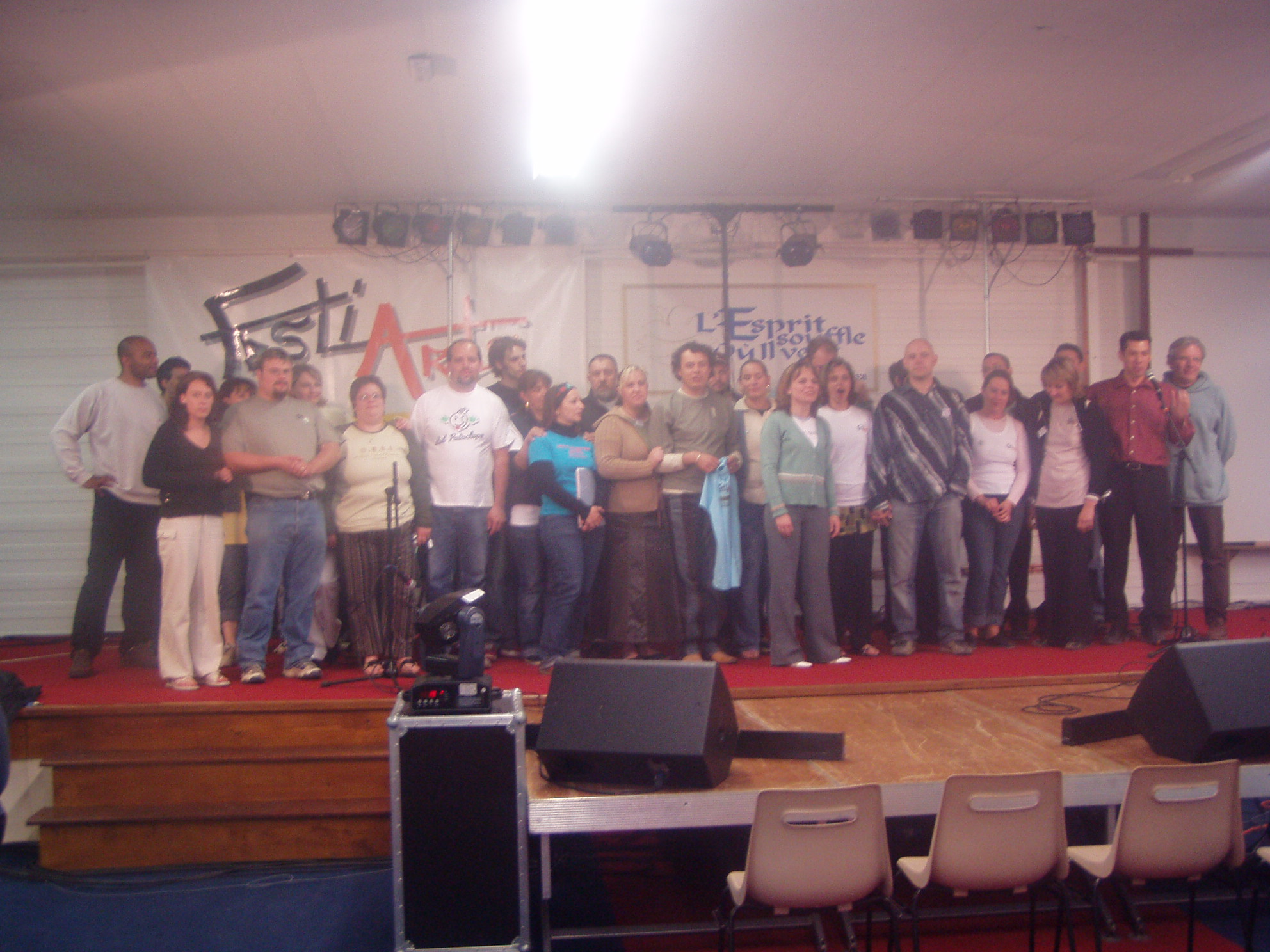 TOUTE L EQUIPE DE FESTI ARTS ET LES BENEVOLES